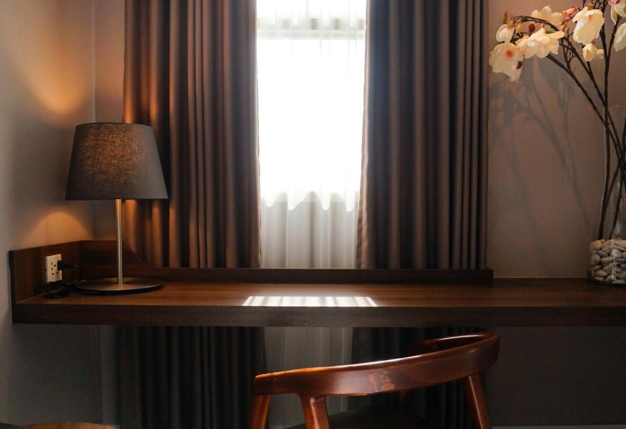 South Tangerang Tuscany Boutique Hotel חדר תמונה