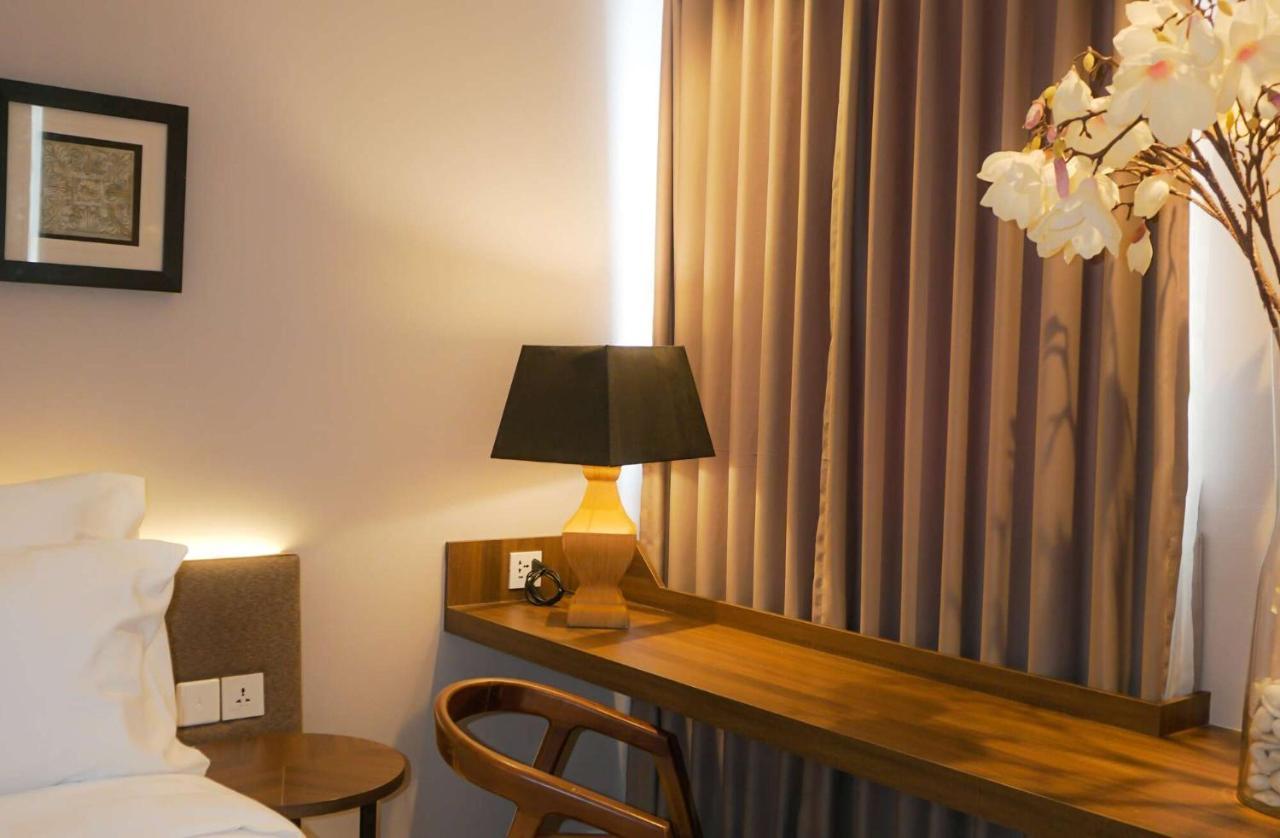 South Tangerang Tuscany Boutique Hotel מראה חיצוני תמונה